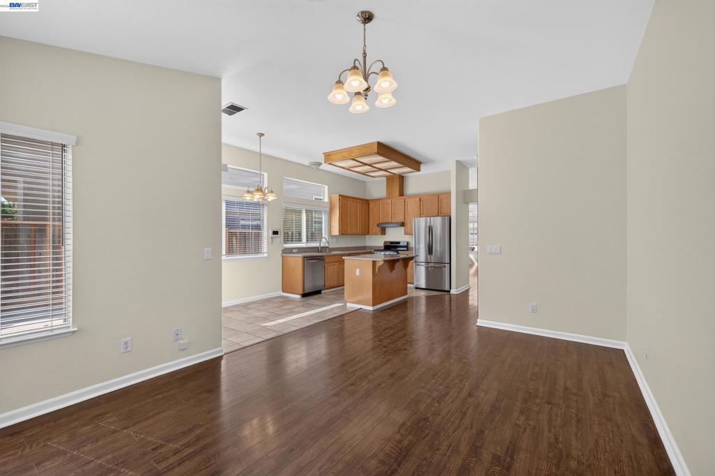 690 Canyonwood Dr., Brentwood (CC), CA 94513-1843