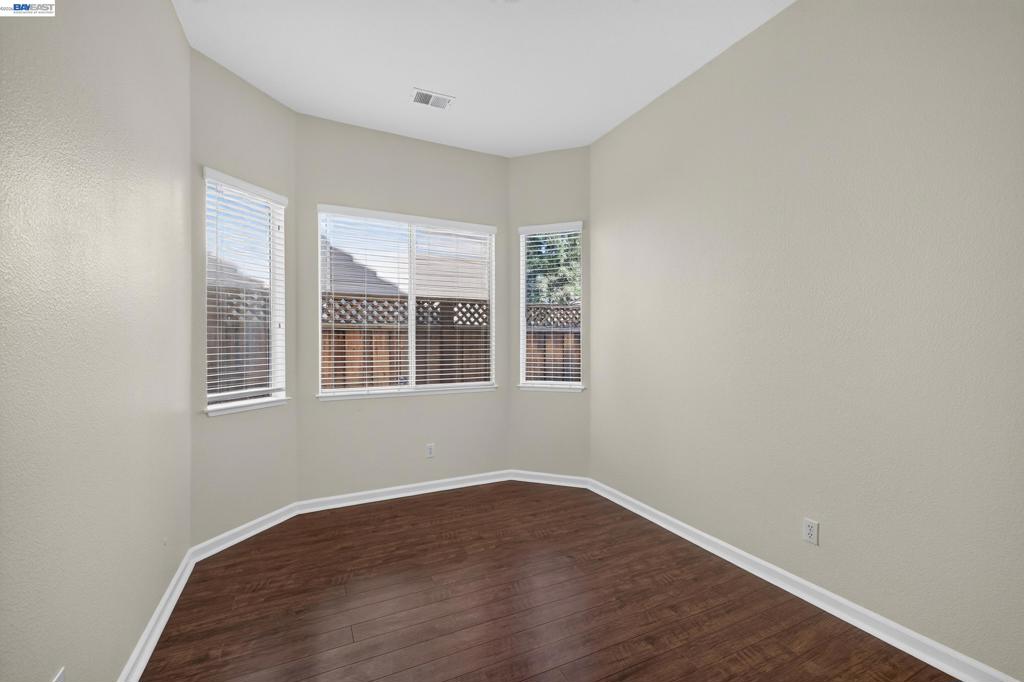 690 Canyonwood Dr., Brentwood (CC), CA 94513-1843