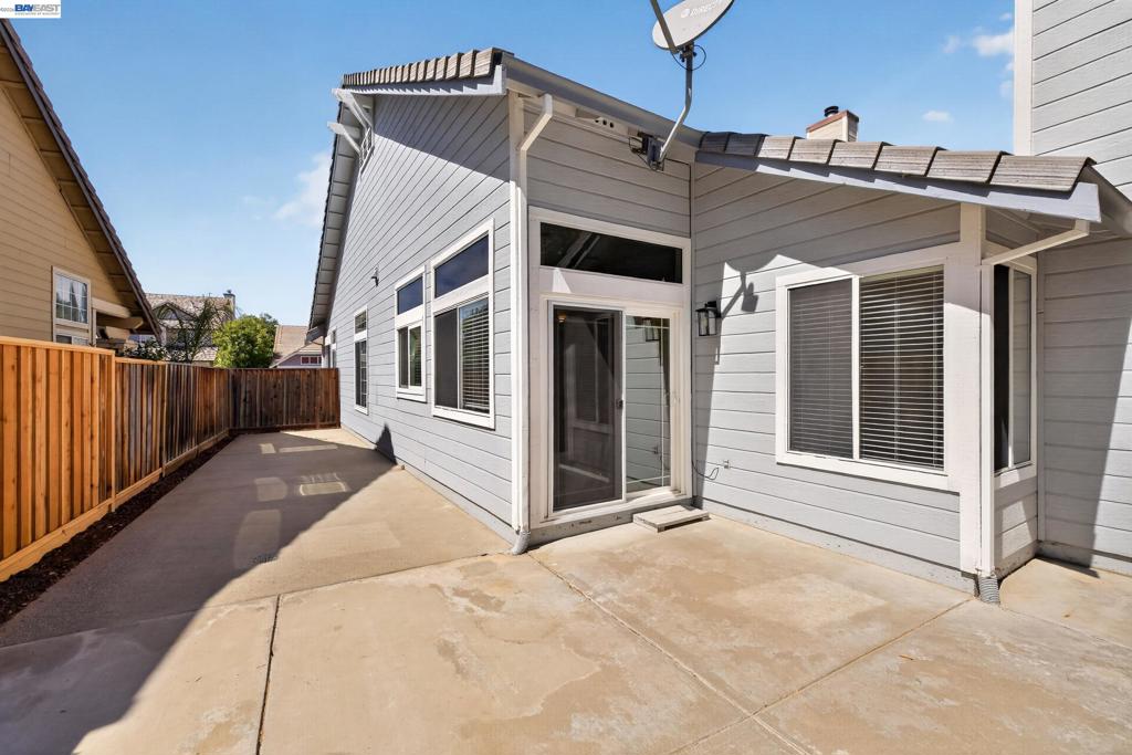 690 Canyonwood Dr., Brentwood (CC), CA 94513-1843