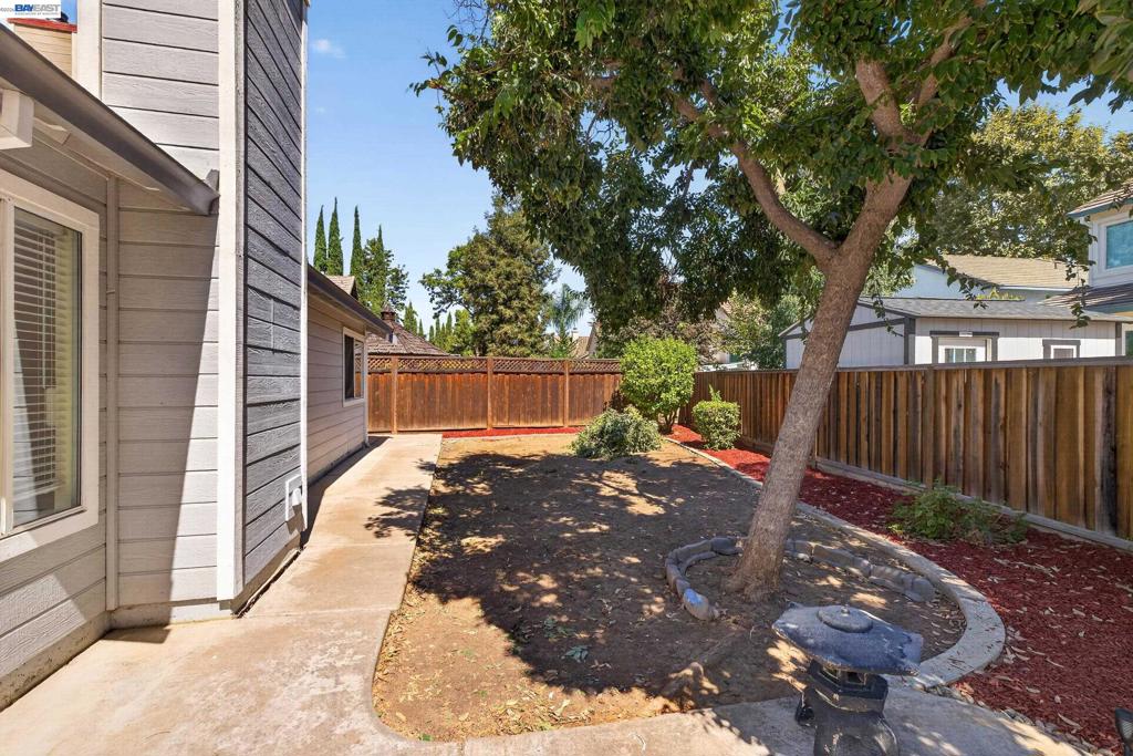 690 Canyonwood Dr., Brentwood (CC), CA 94513-1843