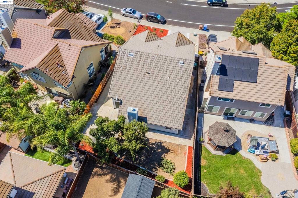 690 Canyonwood Dr., Brentwood (CC), CA 94513-1843