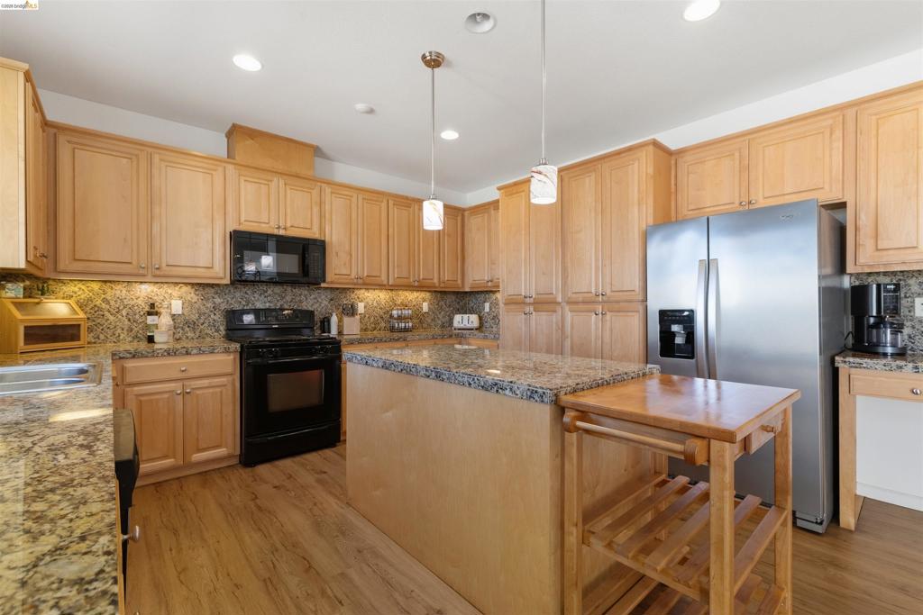 9569 California Oak Cir, Patterson, CA 95363