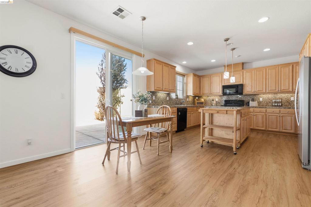 9569 California Oak Cir, Patterson, CA 95363