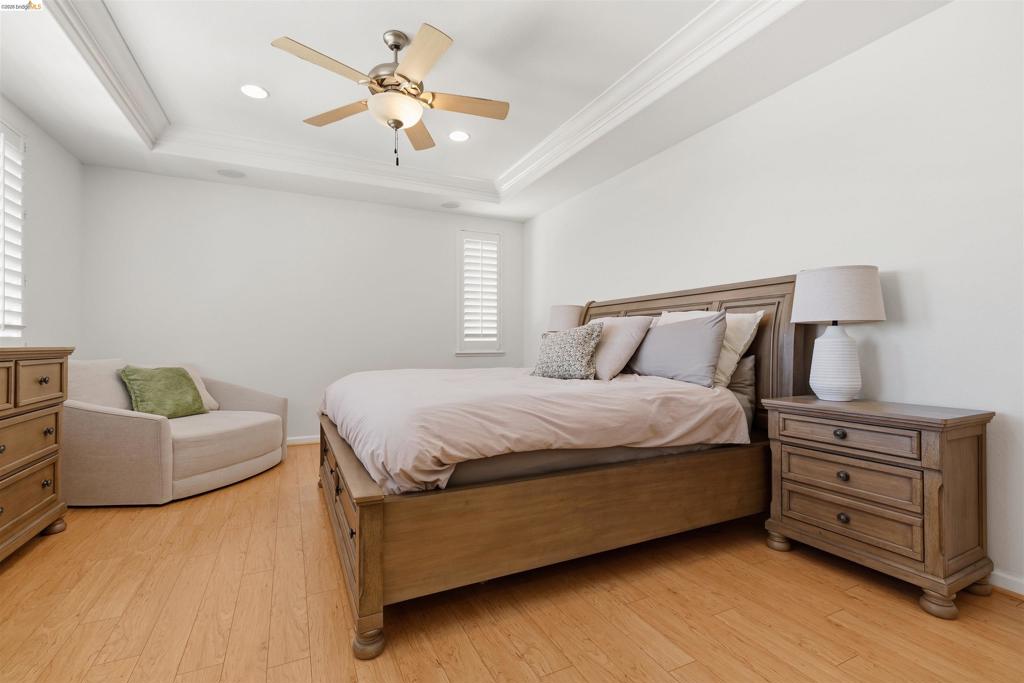 9569 California Oak Cir, Patterson, CA 95363