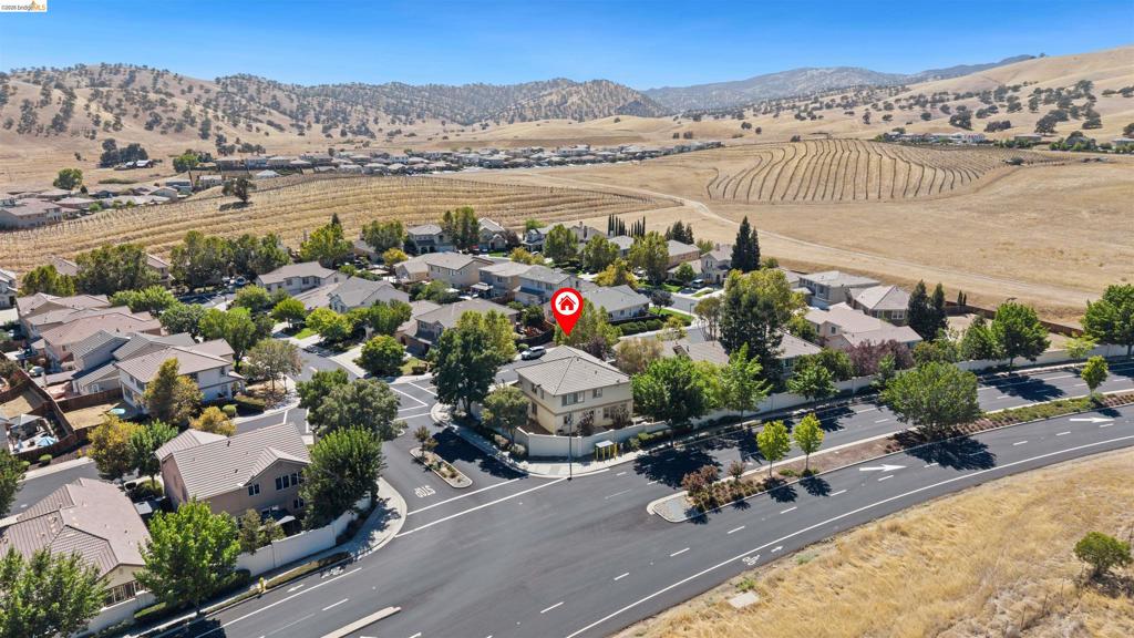 9569 California Oak Cir, Patterson, CA 95363