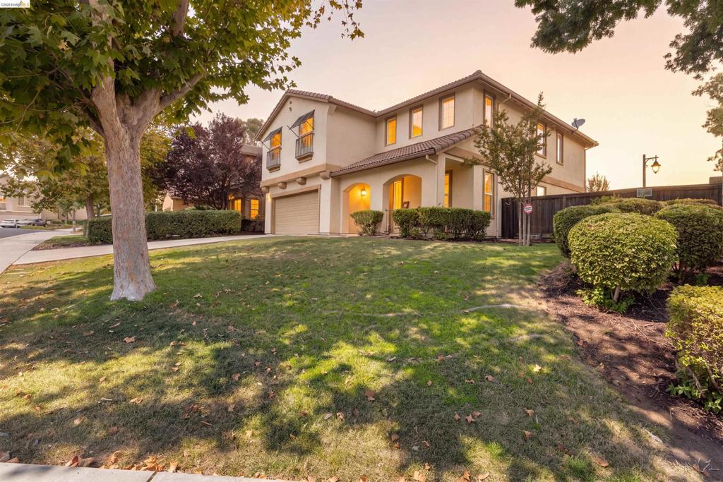 9569 California Oak Cir, Patterson, CA 95363