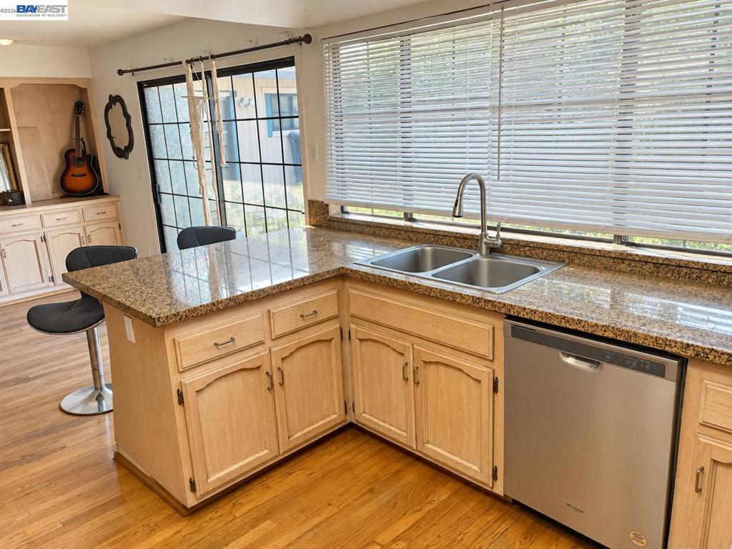 2204 Cheyenne Way, Modesto, CA 95356