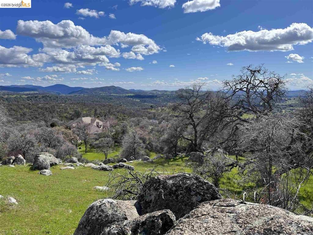 18351 Olov, Sonora, CA 95370
