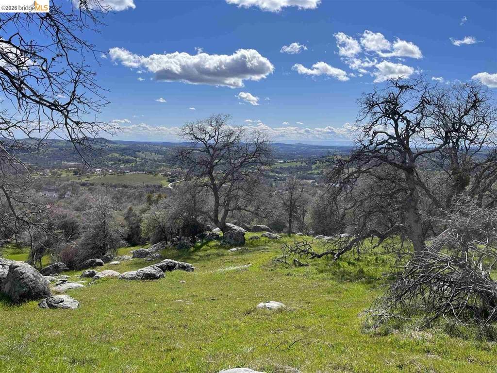 18351 Olov, Sonora, CA 95370