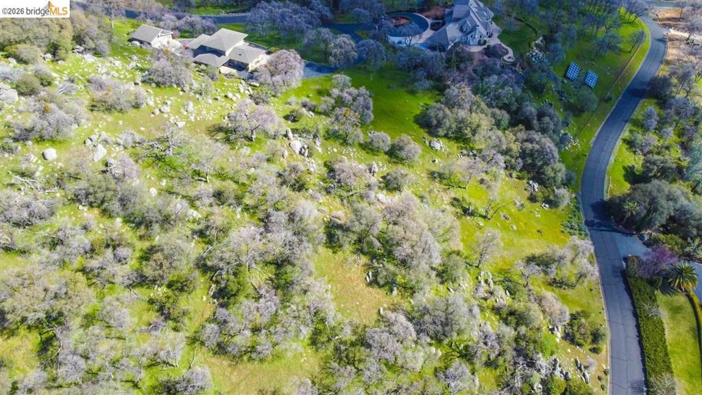 18351 Olov, Sonora, CA 95370