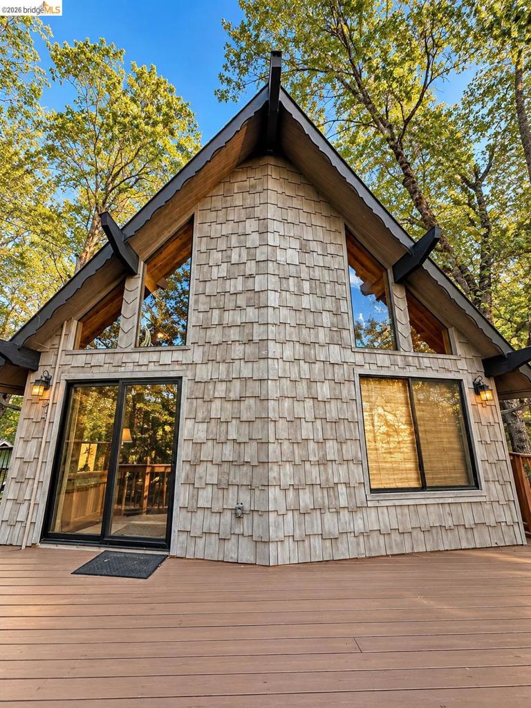 19007 Digger Pine St, Groveland, CA 95321