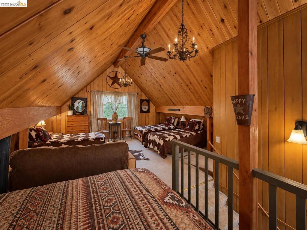 19007 Digger Pine St, Groveland, CA 95321