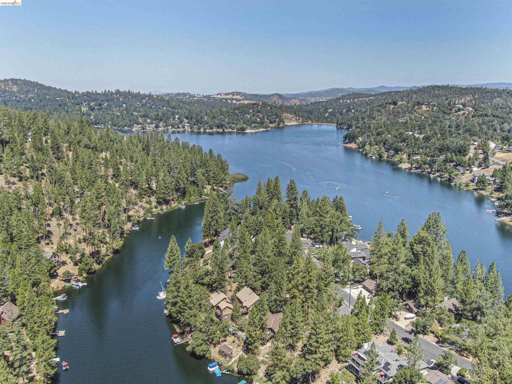 19007 Digger Pine St, Groveland, CA 95321