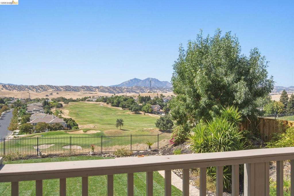 171 E Country Club Dr, Brentwood (CC), CA 94513