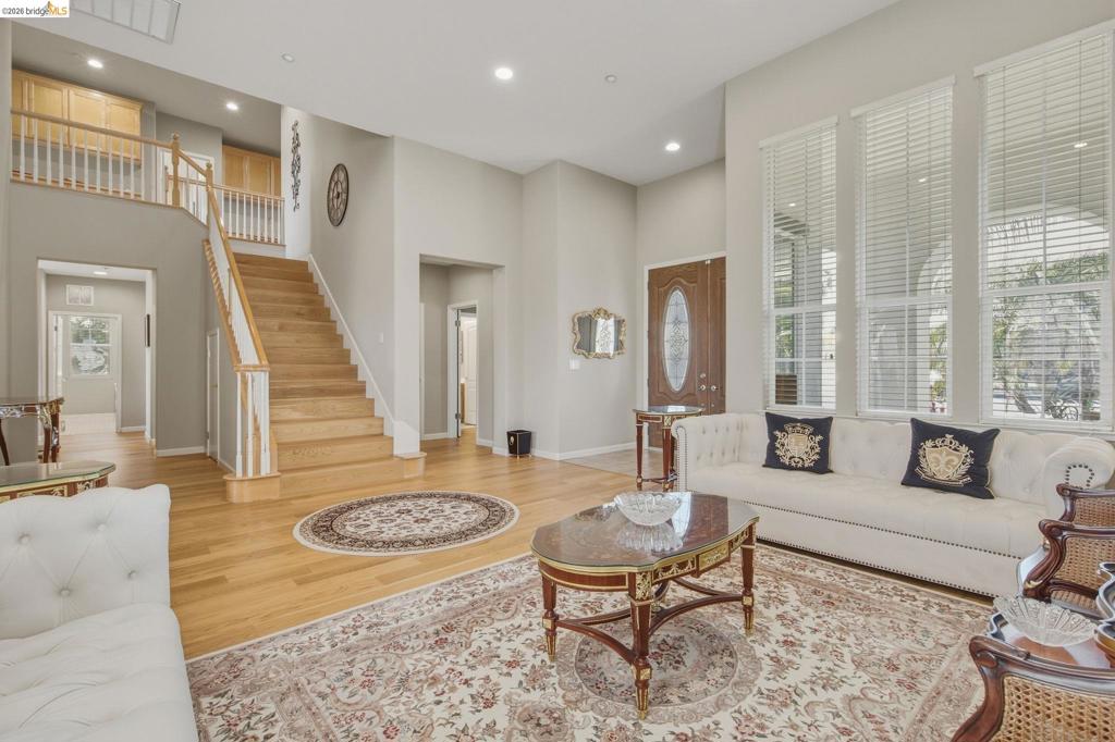 171 E Country Club Dr, Brentwood (CC), CA 94513