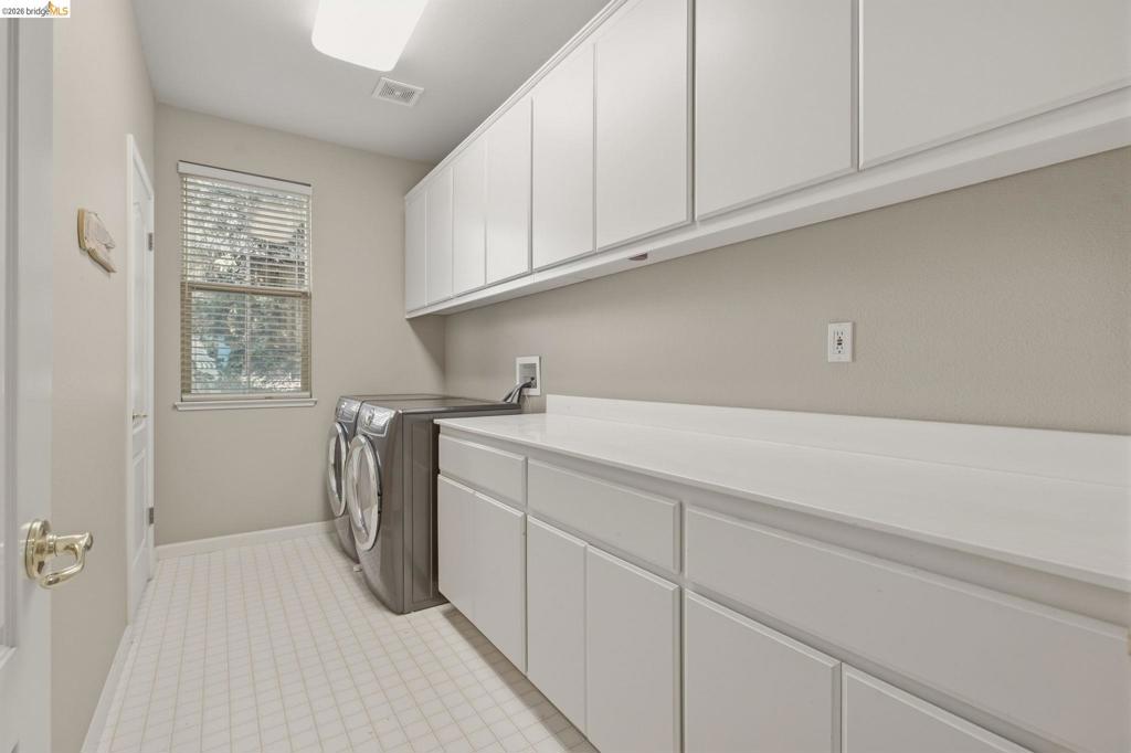 171 E Country Club Dr, Brentwood (CC), CA 94513