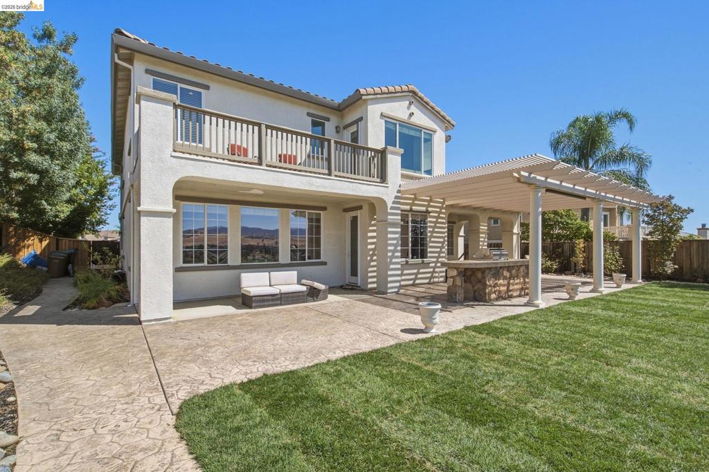 171 E Country Club Dr, Brentwood (CC), CA 94513