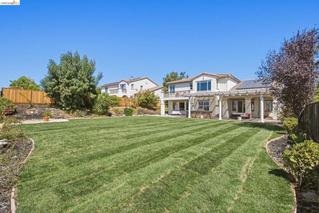 171 E Country Club Dr, Brentwood (CC), CA 94513