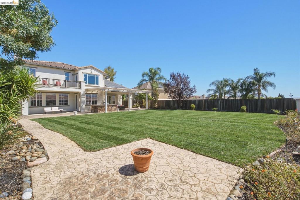 171 E Country Club Dr, Brentwood (CC), CA 94513