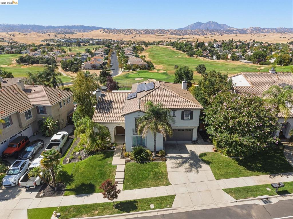 171 E Country Club Dr, Brentwood (CC), CA 94513