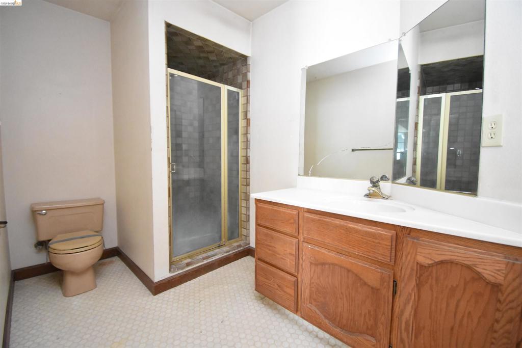 3716 Viader Dr, Modesto, CA 95356