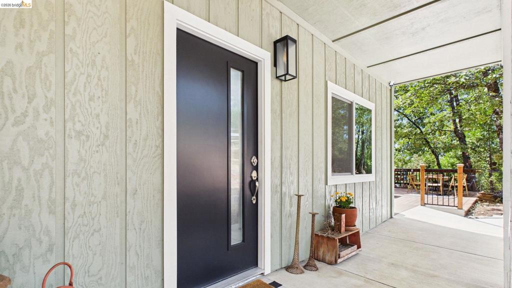 17093 Palomino Ln, Sonora, CA 95370