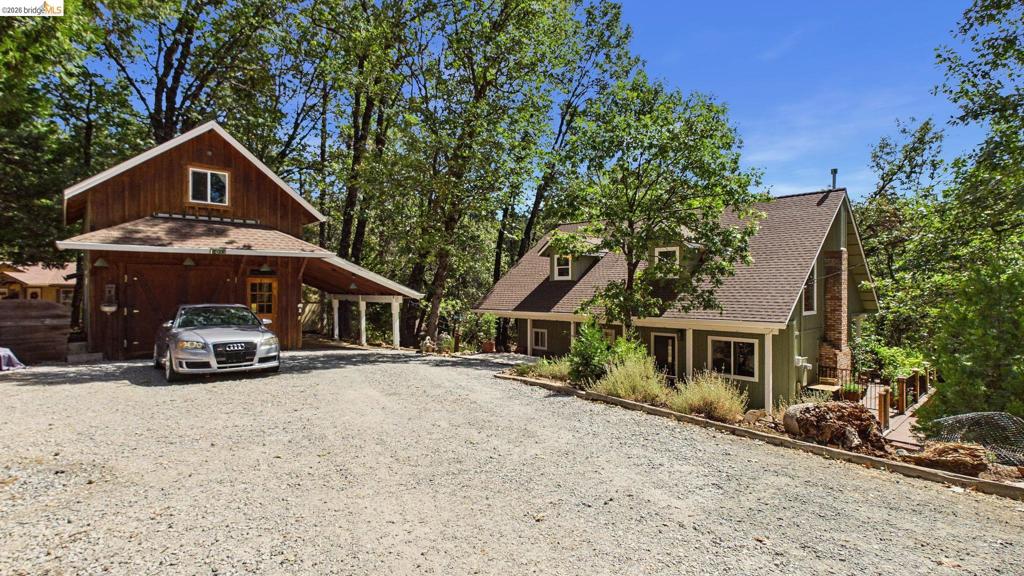 17093 Palomino Ln, Sonora, CA 95370