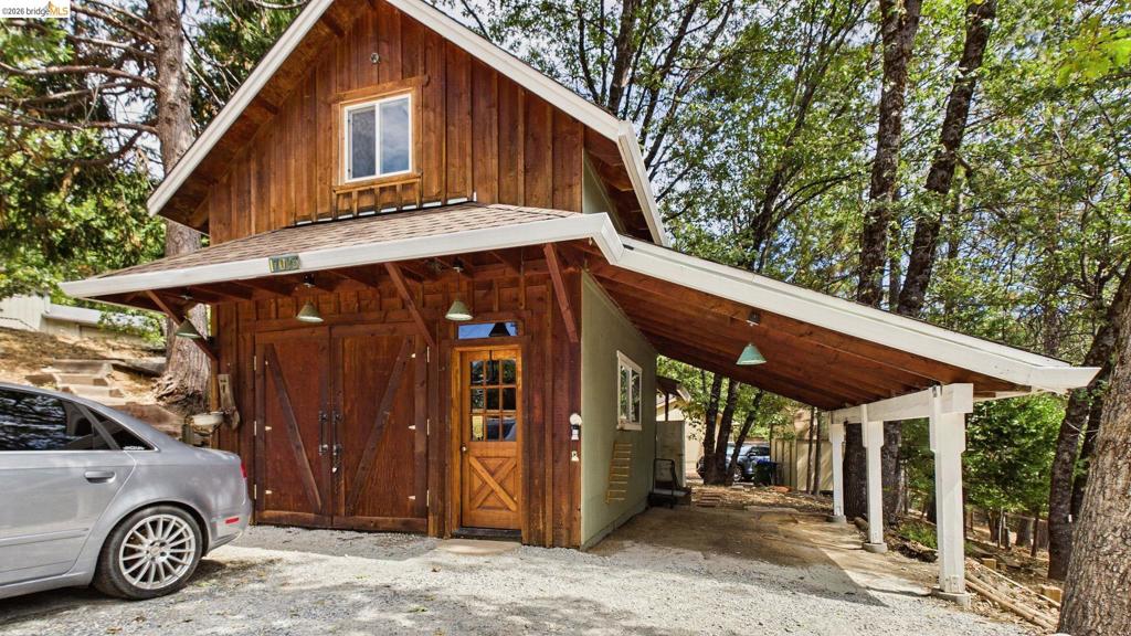 17093 Palomino Ln, Sonora, CA 95370