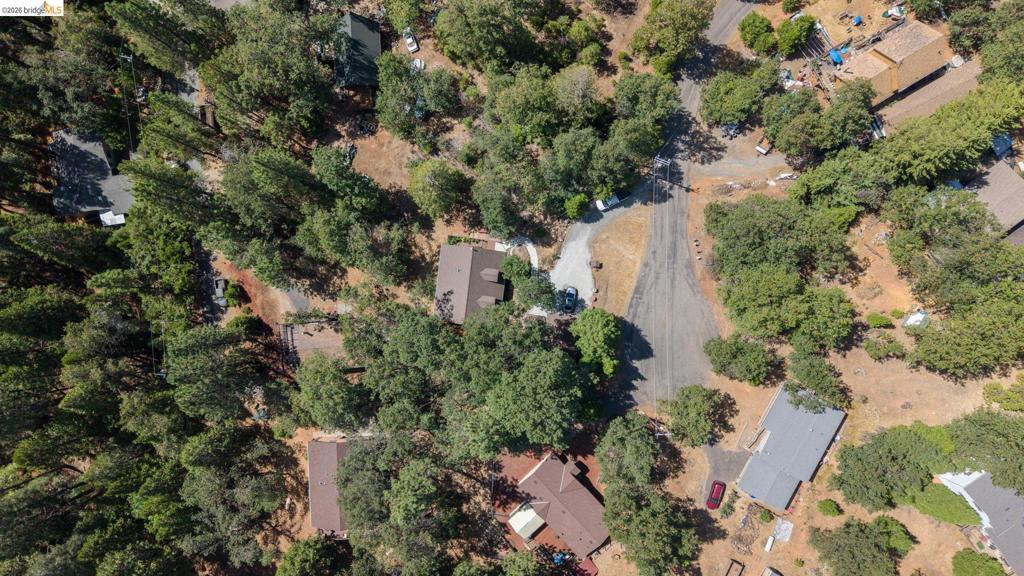 17093 Palomino Ln, Sonora, CA 95370