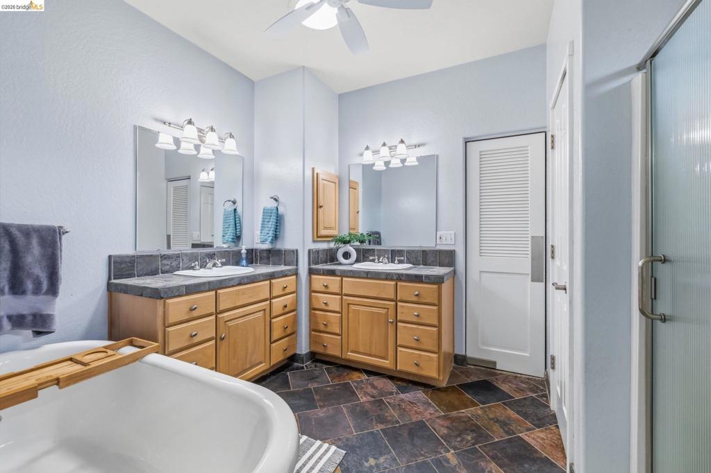 21000 Niagara, Sonora, CA 95370-9102