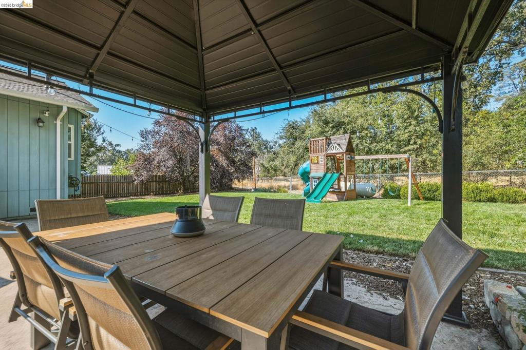 21000 Niagara, Sonora, CA 95370-9102