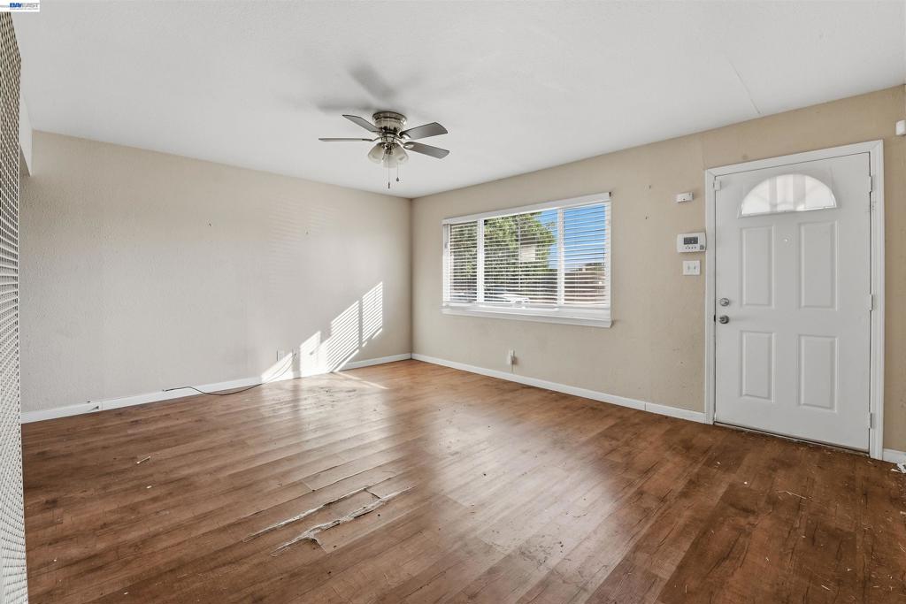 1223 W Santa Fe Ave, Merced, CA 95340