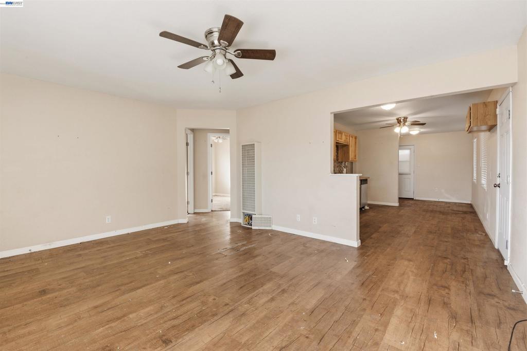 1223 W Santa Fe Ave, Merced, CA 95340