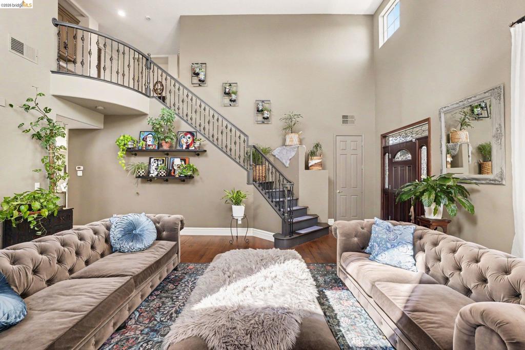 1587 Dawnview Dr, Brentwood (CC), CA 94513