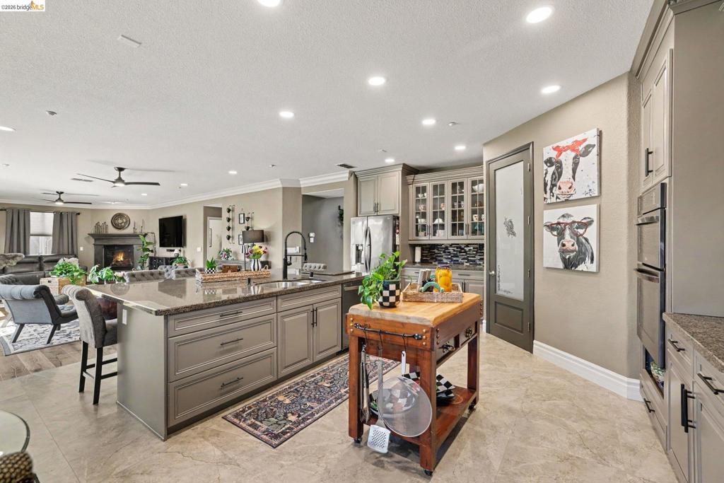 1587 Dawnview Dr, Brentwood (CC), CA 94513