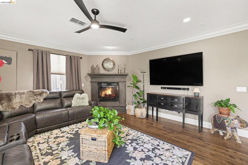 1587 Dawnview Dr, Brentwood (CC), CA 94513