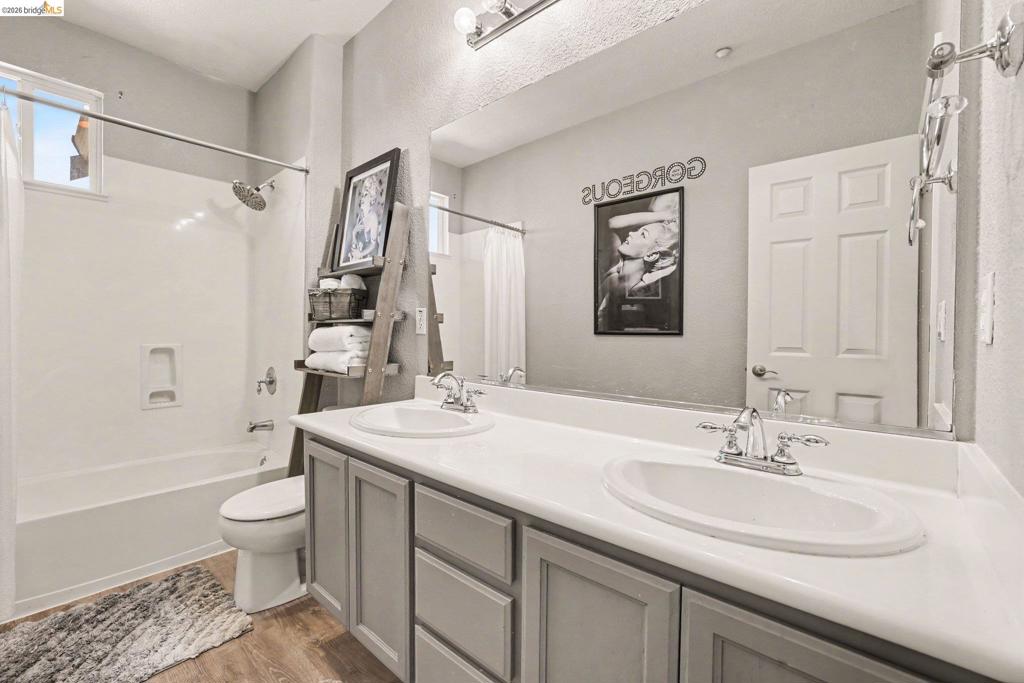 1587 Dawnview Dr, Brentwood (CC), CA 94513