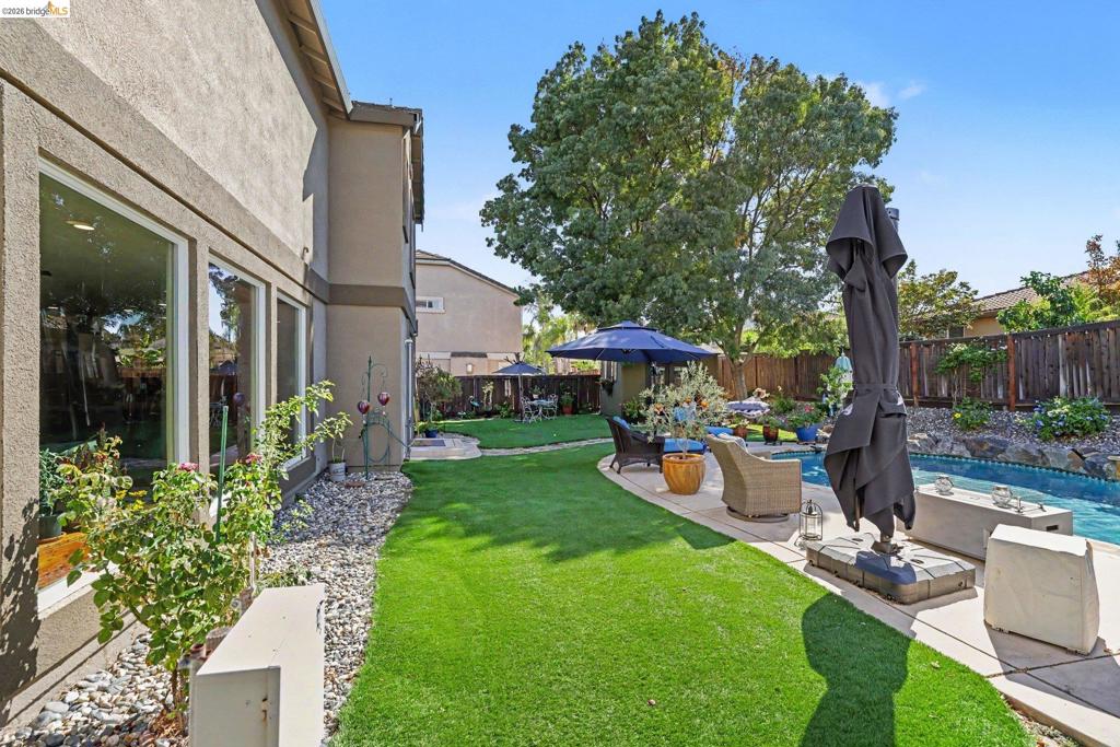 1587 Dawnview Dr, Brentwood (CC), CA 94513