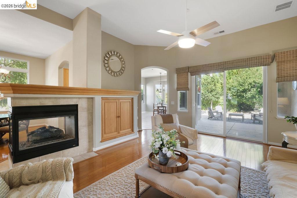 1361 Mcprince Ln, Brentwood (CC), CA 94513