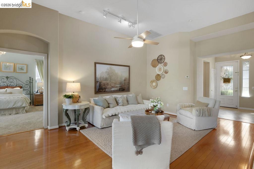 1361 Mcprince Ln, Brentwood (CC), CA 94513