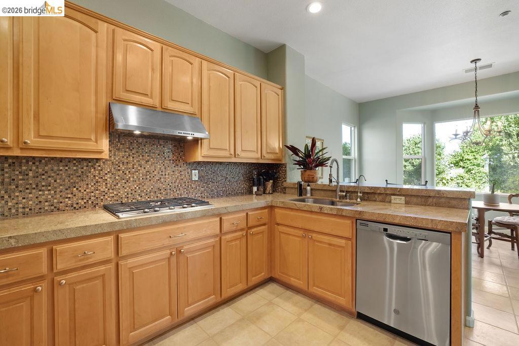 1361 Mcprince Ln, Brentwood (CC), CA 94513