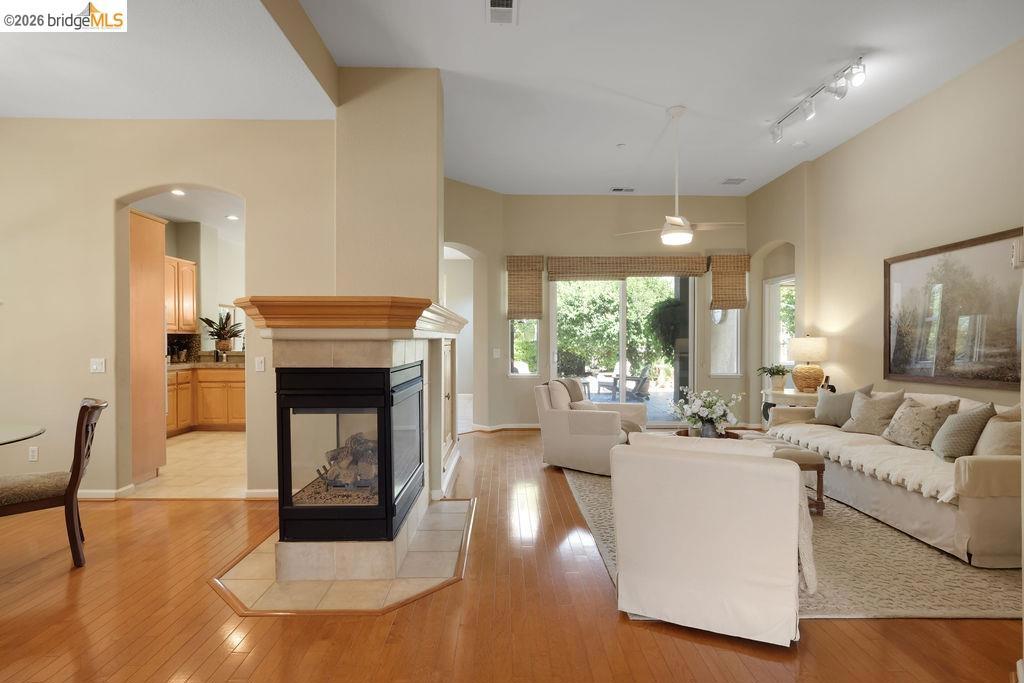 1361 Mcprince Ln, Brentwood (CC), CA 94513