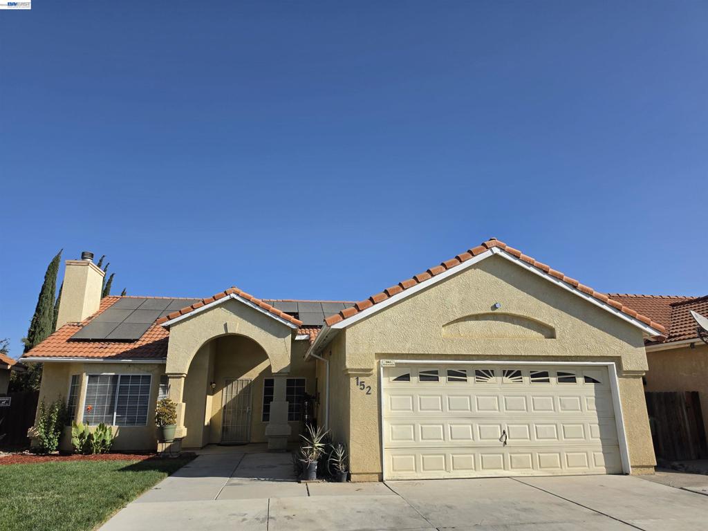 152 Chardonnay Street, Los Banos, CA 93635-6332