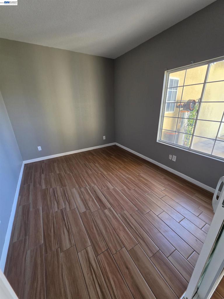 152 Chardonnay Street, Los Banos, CA 93635-6332