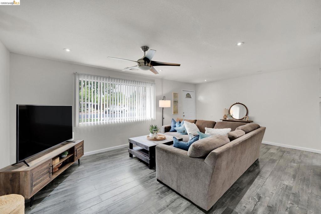 1240 Duffy Way, Brentwood (CC), CA 94513