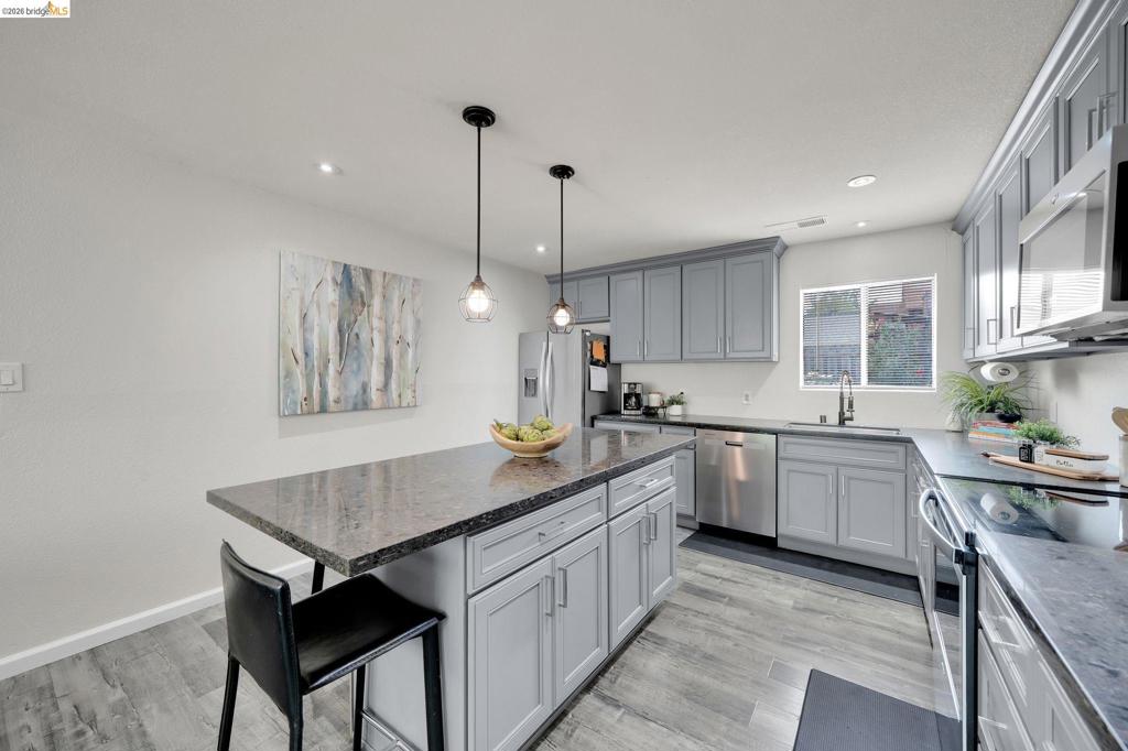 1240 Duffy Way, Brentwood (CC), CA 94513