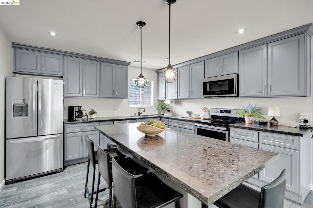1240 Duffy Way, Brentwood (CC), CA 94513