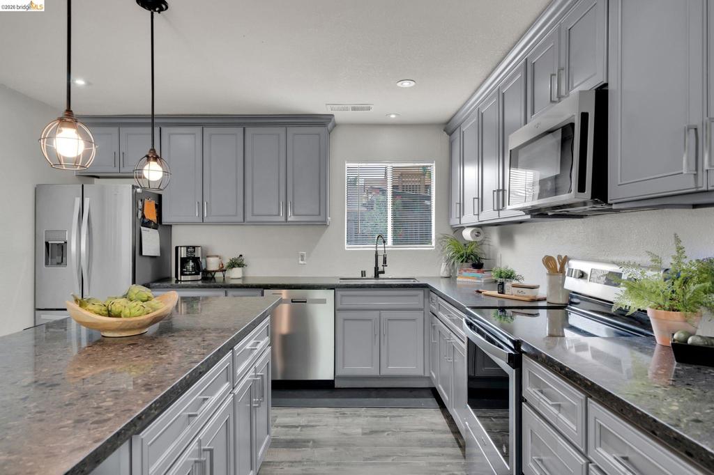 1240 Duffy Way, Brentwood (CC), CA 94513