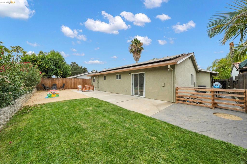 1240 Duffy Way, Brentwood (CC), CA 94513