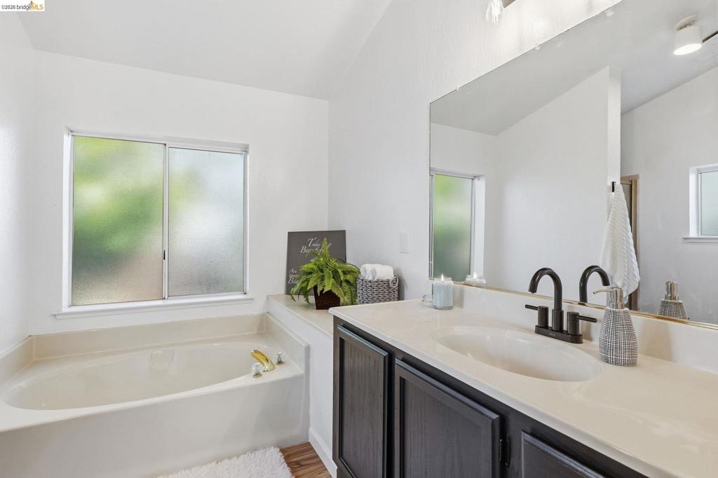 12660 Red Chestnut Ln #11, Sonora, CA 95370